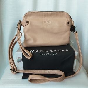 Wanderer's Travel Co Venetian Passport Crossbody Clutch Blush